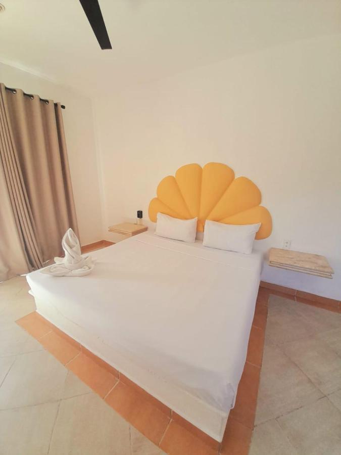 Clara 5Th Avenue Hotel Playa del Carmen Exterior photo